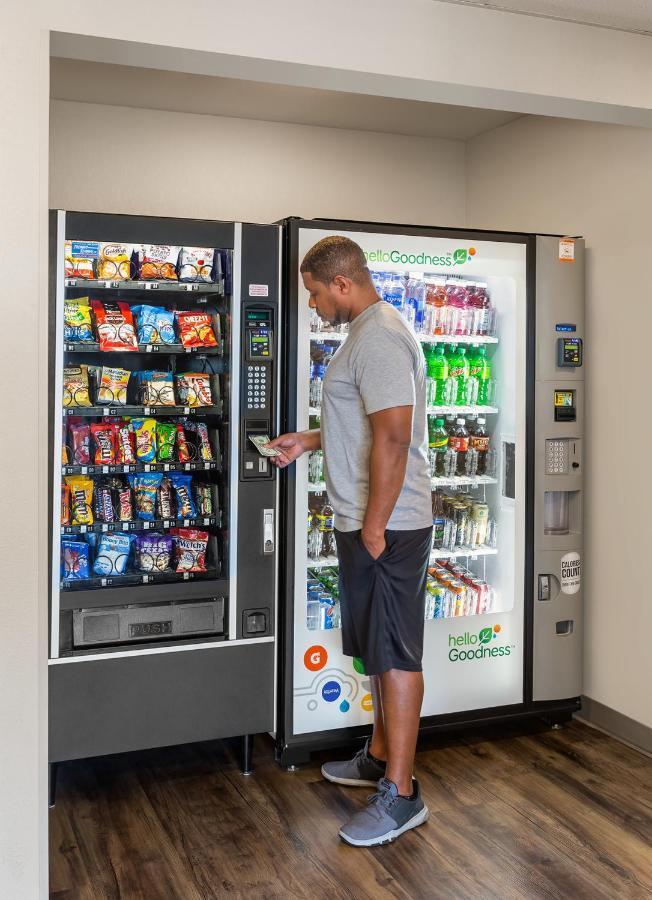Woodspring Suites Kansas City Mission Merriam エクステリア 写真