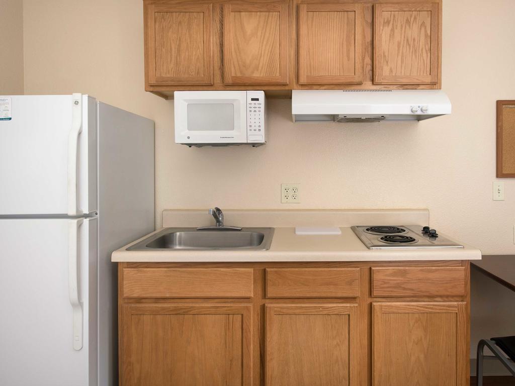 Woodspring Suites Kansas City Mission Merriam エクステリア 写真